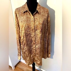 A new day. Snake print satin effect button up top with front pocket